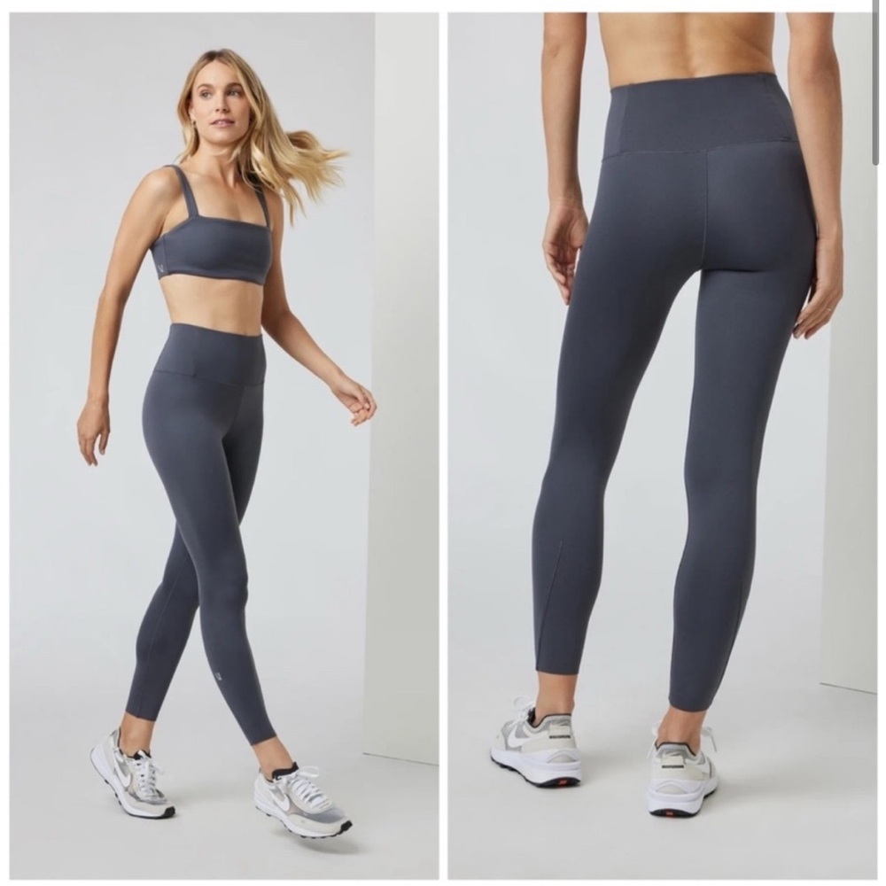 Limited Edition Sold Out Color Vuori Evolve Leggings New Without Tags NWOT